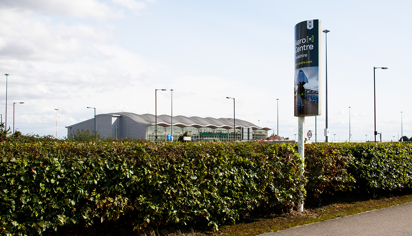 Doncaster Sheffield Airport Signage